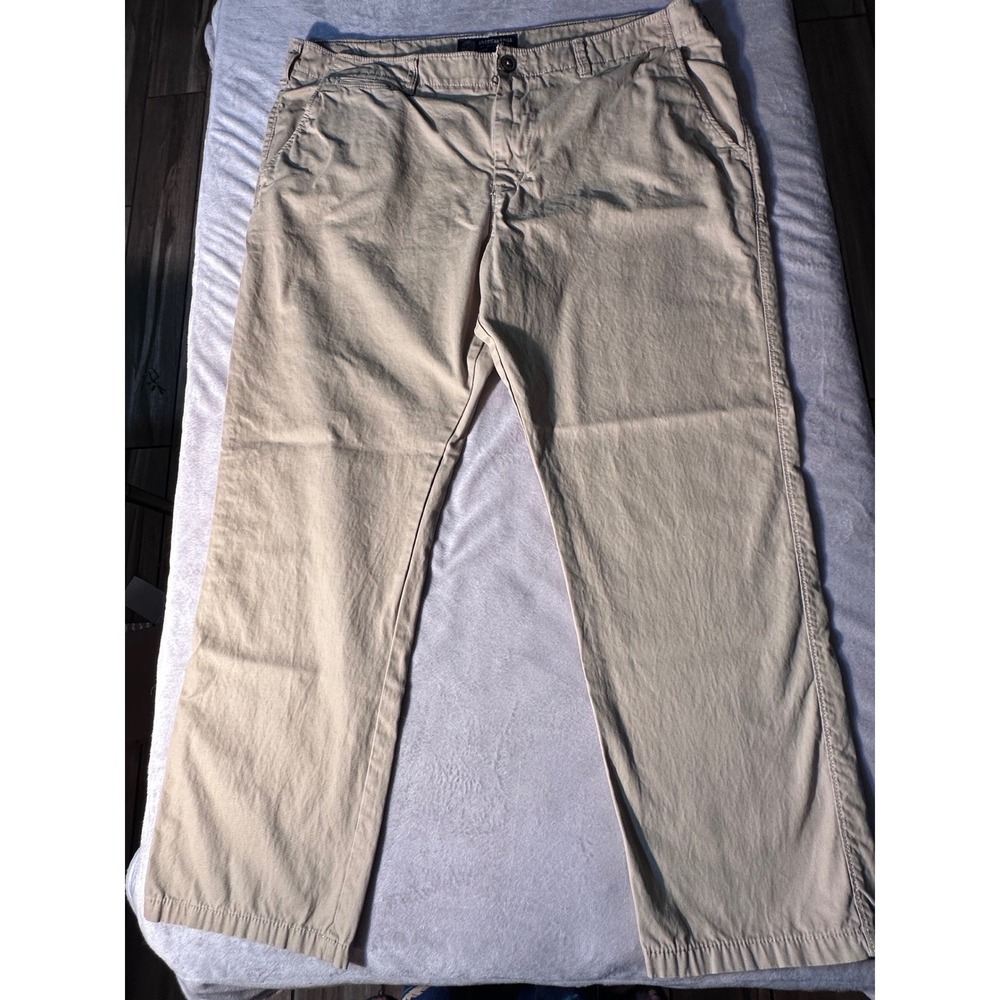 American Eagle Mens Slim Straight Chino Pants Khaki 42x32 Cotton AEO Trousers